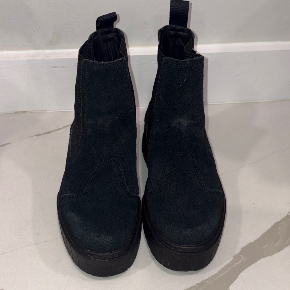 Puma boots